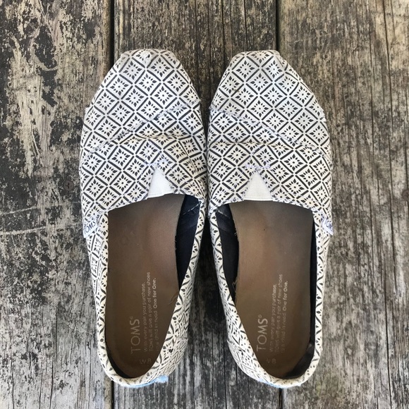 Toms Shoes - Patterned Toms